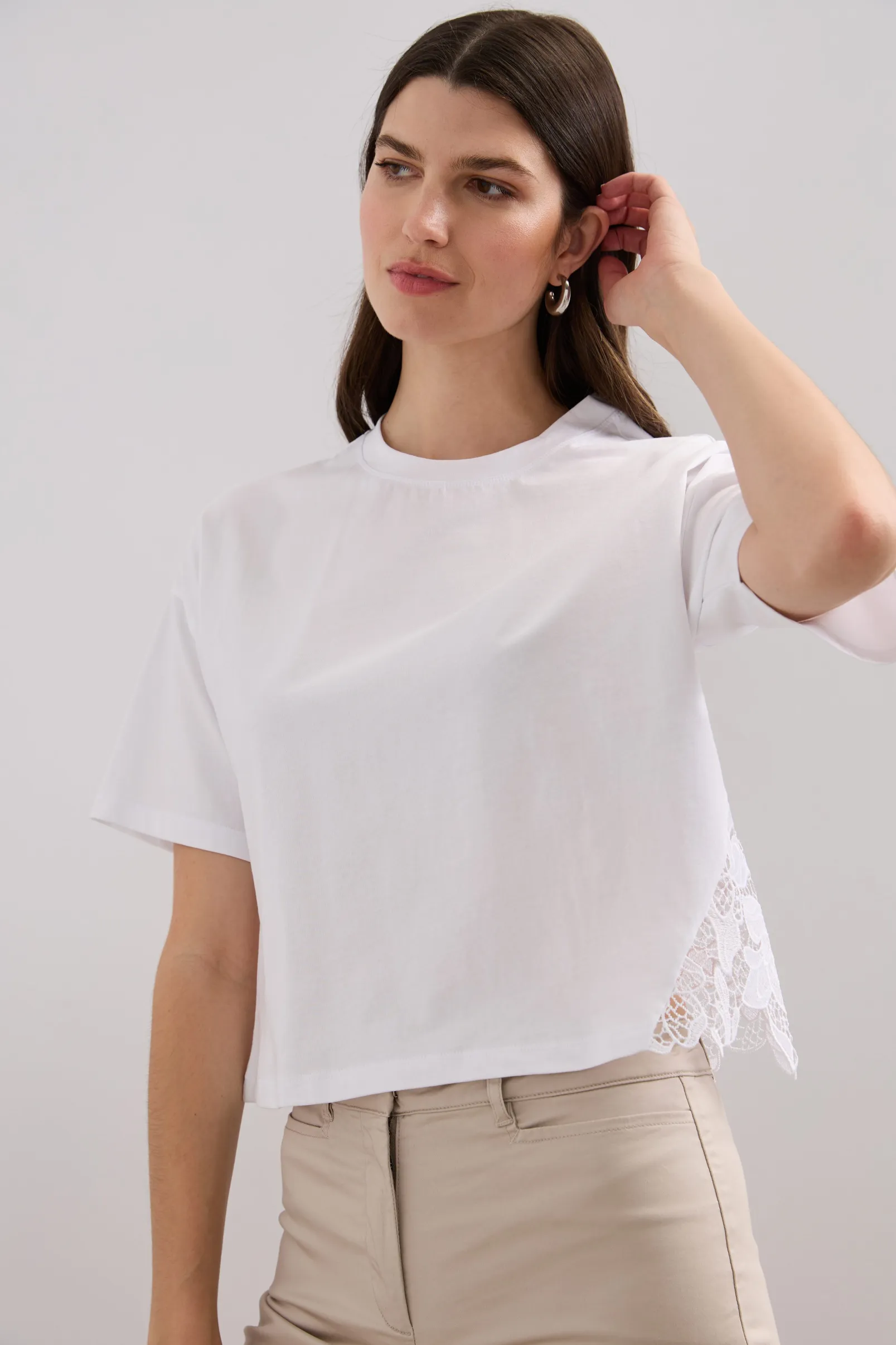 Short t-shirt with crochet detail