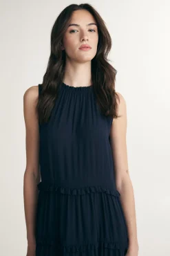 Sleeveless dress