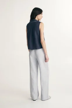 Sleeveless linen polo