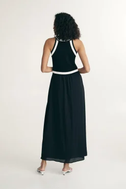 Sleeveless maxi dress