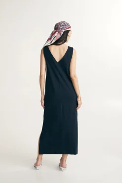 Sleeveless maxi dress