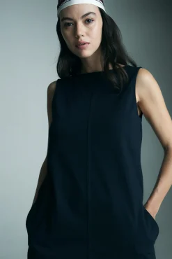Sleeveless maxi dress