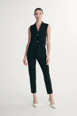 Sleeveless vest