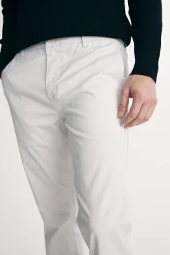 Slim fit chino