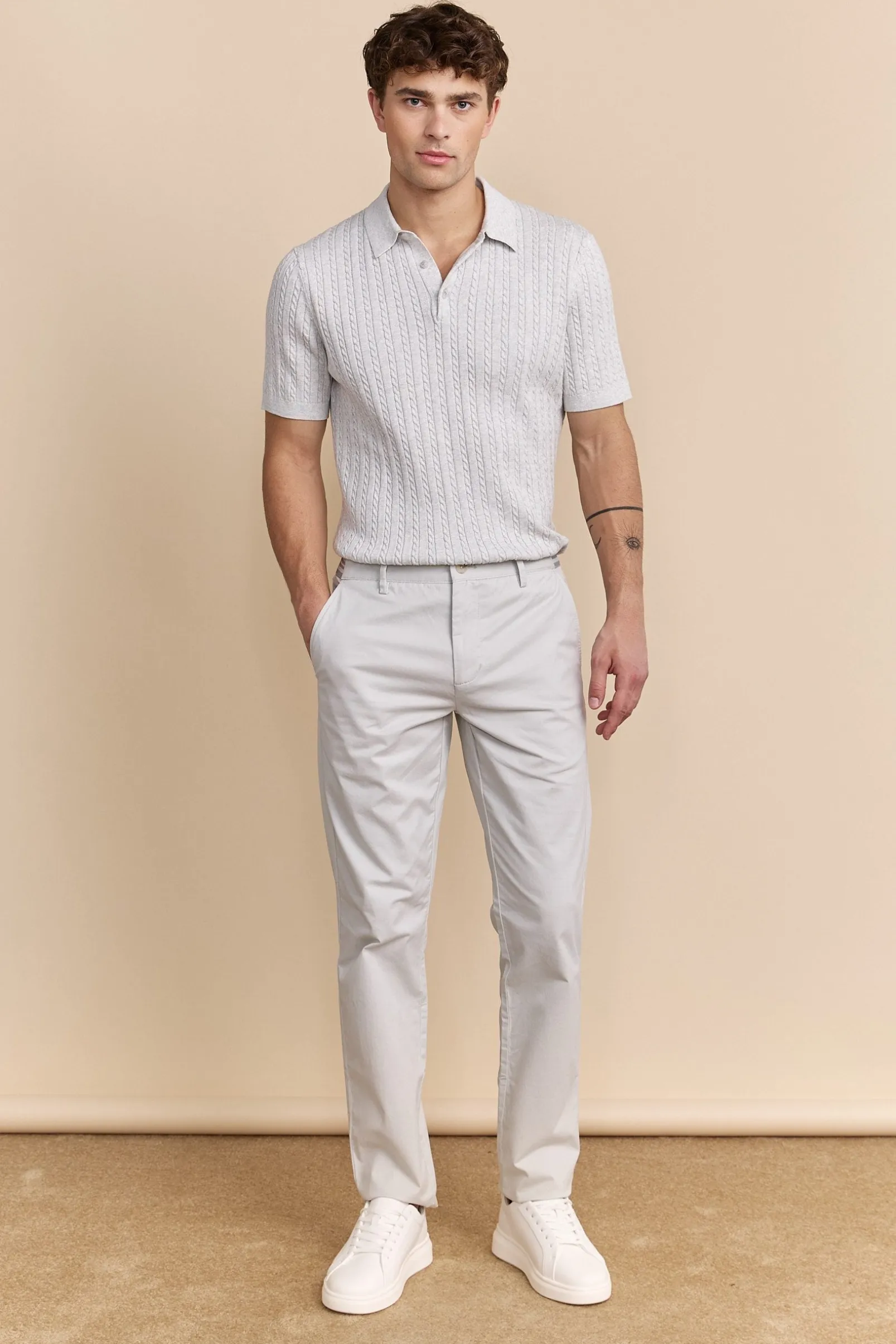 Slim fit pant with elastic sides