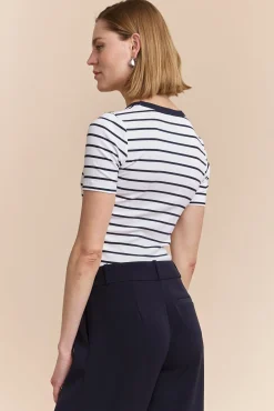 Striped ribbed t-shirt with scoop neck