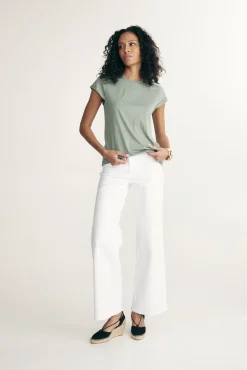 T-shirt with cap sleeve