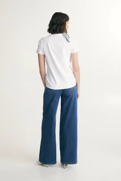 T-shirt with pocket