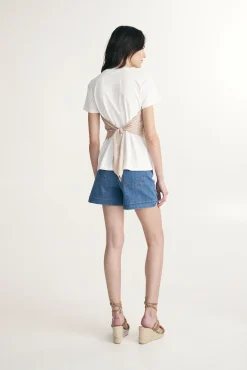 T-shirt with satin band