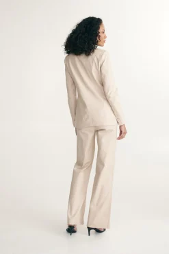 Two buttons basic blazer